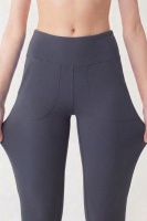 Kadın Füme Çift Cepli Yüksek Bel Jogger Eşofman Altı ve Fermuarlı Büstiyer Crop Alt Üst Takım