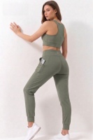 Kadın Haki Çift Cepli Yüksek Bel Jogger Eşofman Altı ve Fermuarlı Büstiyer Crop Alt Üst Takım