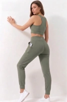 Kadın Haki Çift Cepli Yüksek Bel Jogger Eşofman Altı ve Fermuarlı Büstiyer Crop Alt Üst Takım