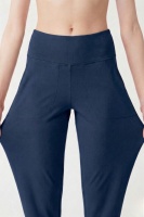 Kadın Lacivert Çift Cepli Yüksek Bel Jogger Eşofman Altı ve Fermuarlı Büstiyer Crop Alt Üst Takım