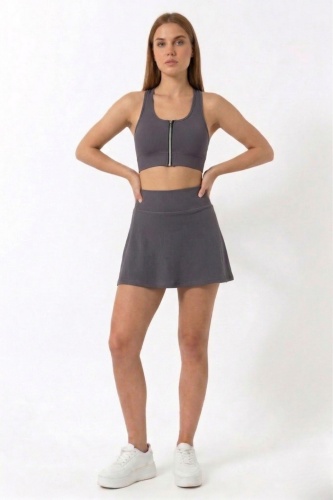 Füme Yüksek Bel Çift Katmanlı Mini Etek Tenis Eteği ve Fermuarlı Büstiyer Crop Takım
