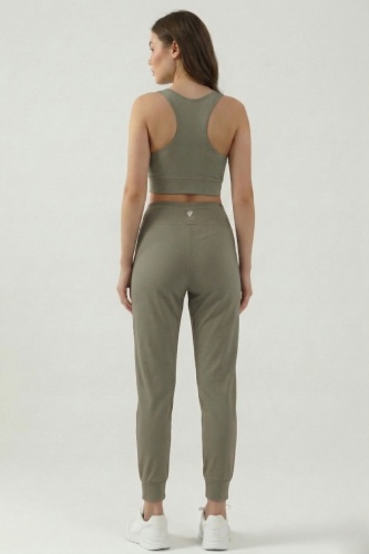 Kadın Haki Çift Cepli Yüksek Bel Jogger Eşofman Altı ve Fermuarlı Büstiyer Crop Alt Üst Takım