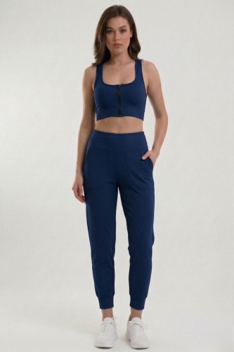 Kadın Lacivert Çift Cepli Yüksek Bel Jogger Eşofman Altı ve Fermuarlı Büstiyer Crop Alt Üst Takım